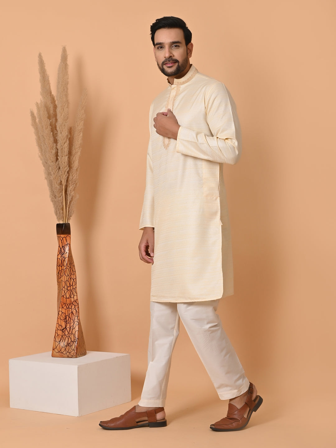 Solid Off White Kurta Set - KM35301-13