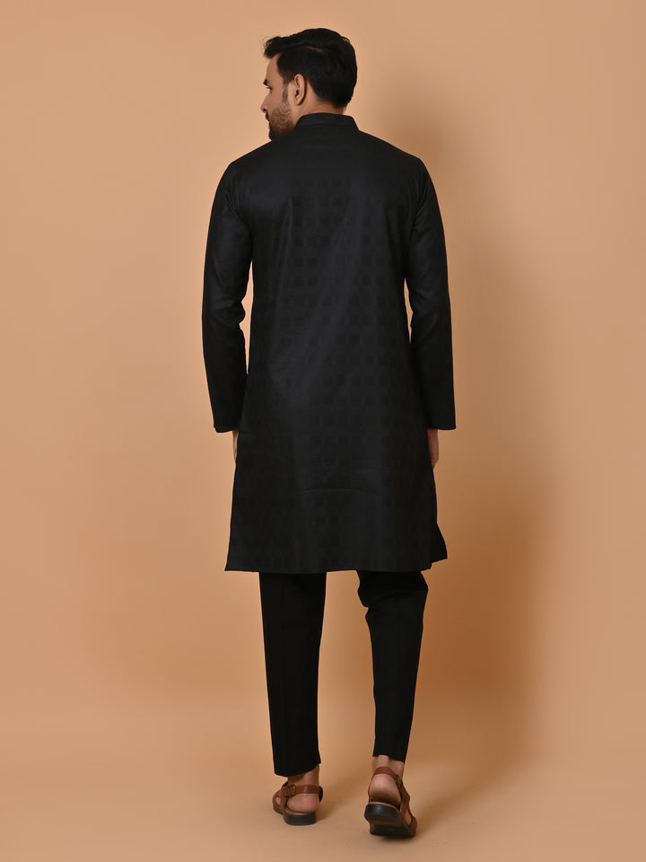 Checked Black Kurta Set - KM36995-10