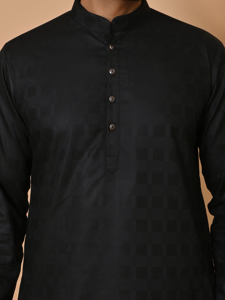 Checked Black Kurta Set - KM36995-10