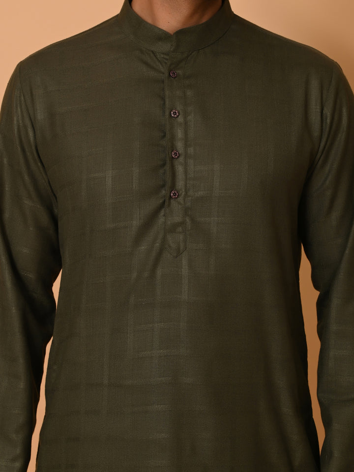 Checked Green Kurta Set - KM37233-2