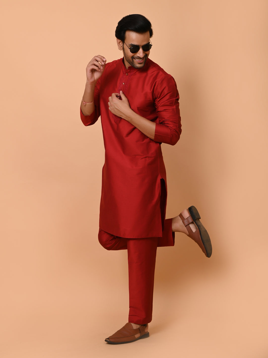 Ethnic Motifs Maroon Kurta Set - KM35476-40