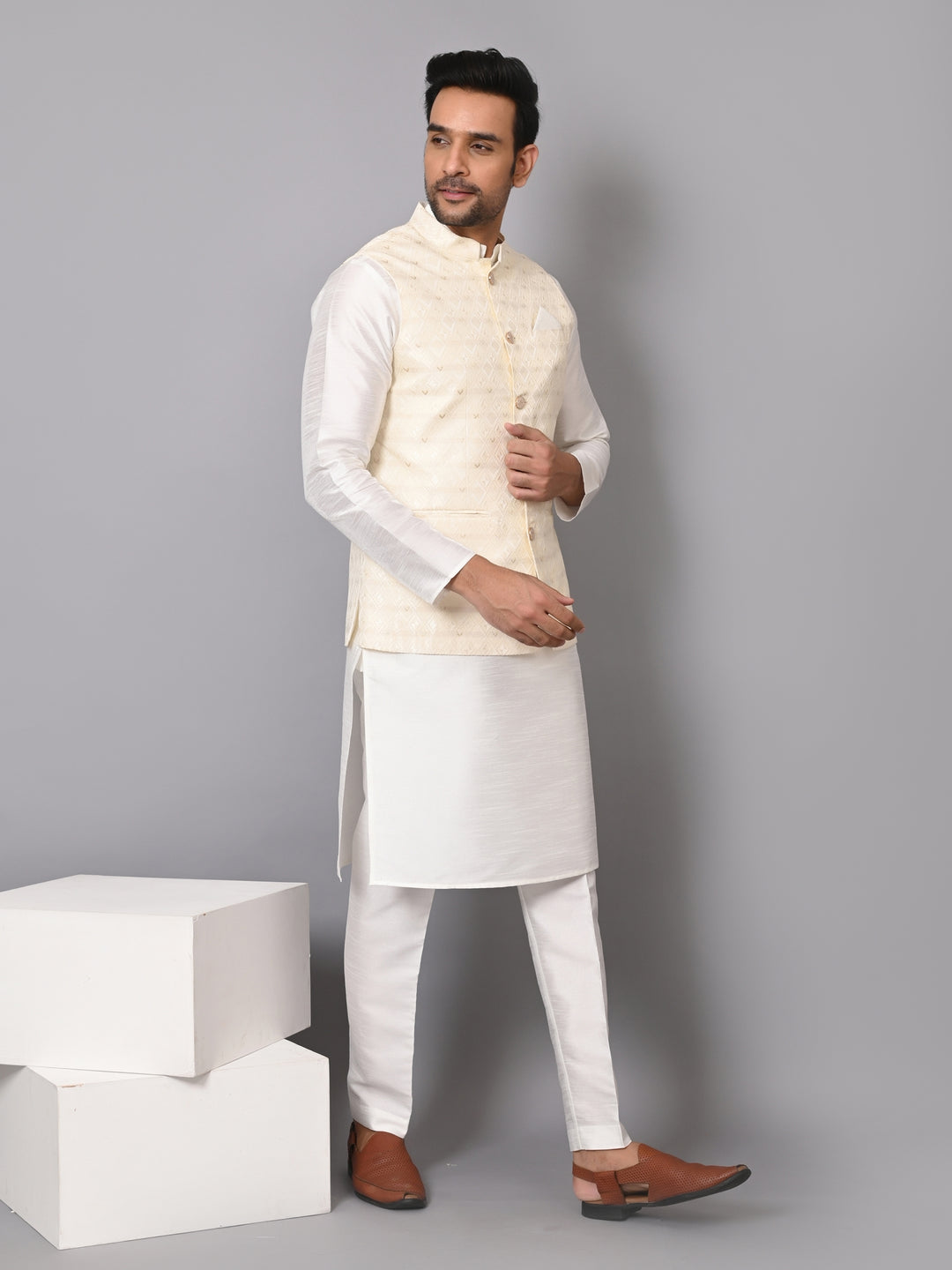 Checked Cream Jacket Kurta Set - JM37384-2