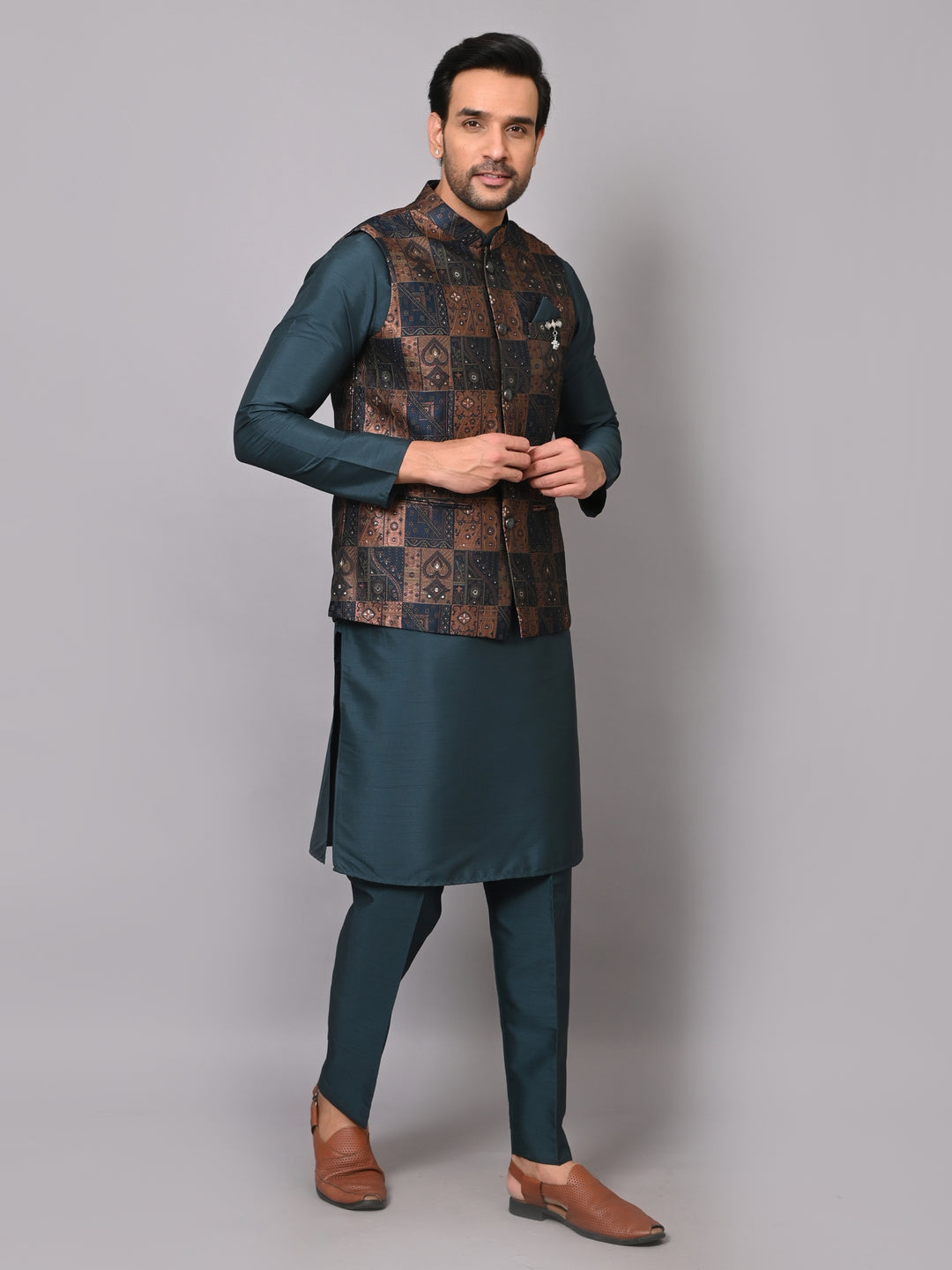 Ethnic Motifs Green Jacket Kurta Set - JM40416-1