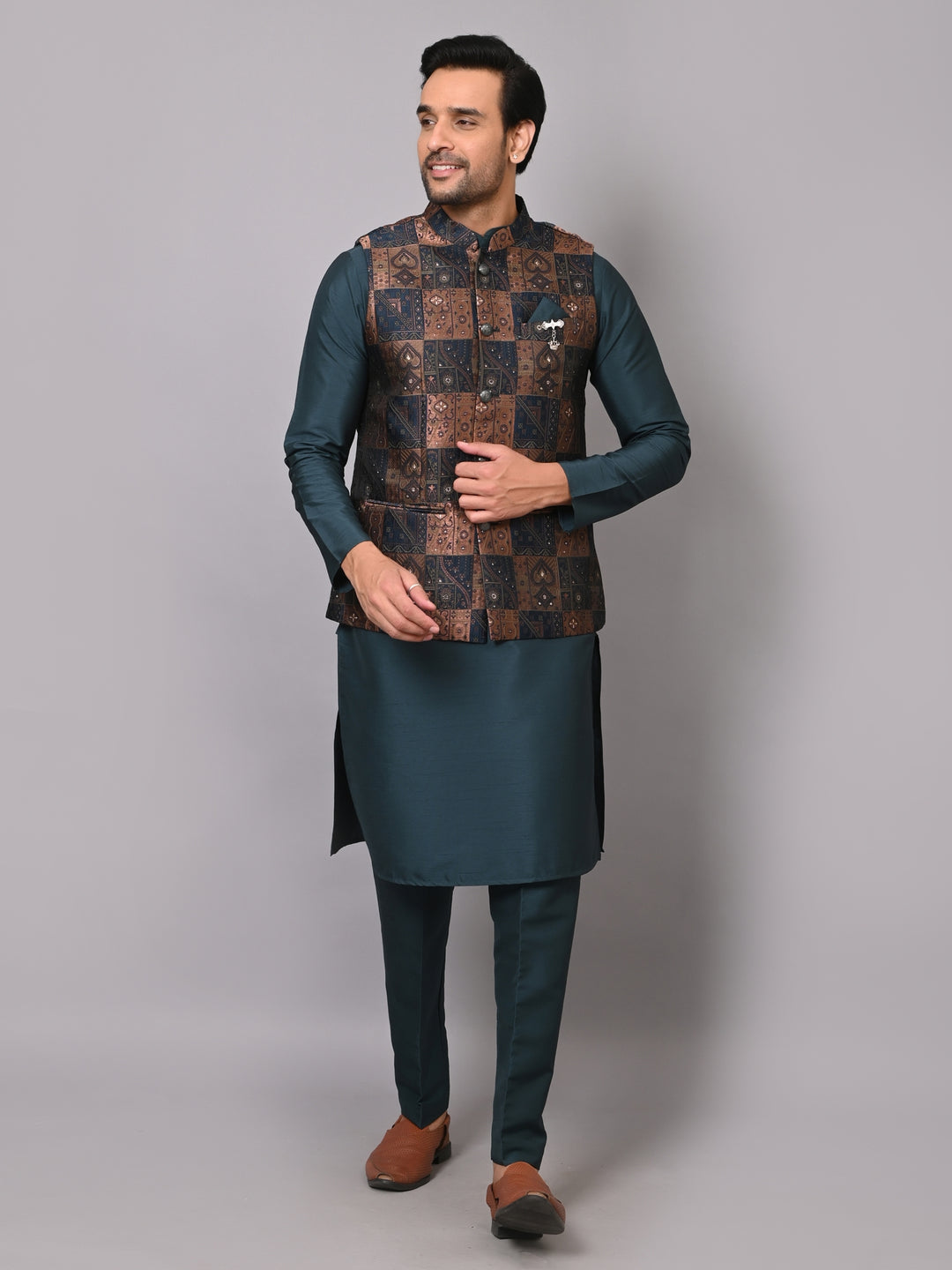 Ethnic Motifs Green Jacket Kurta Set - JM40416-1