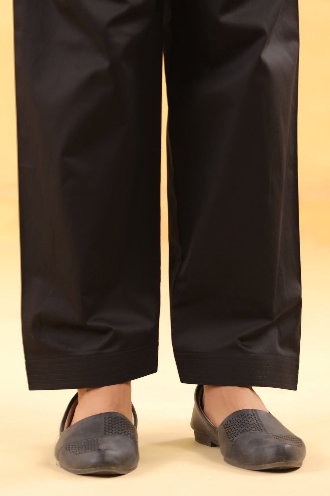 Checked Black Pathani Set - PS29666-1