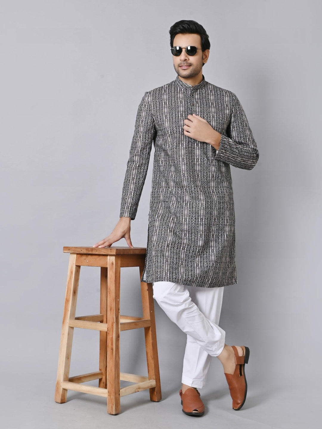 Chikan Black Kurta Set