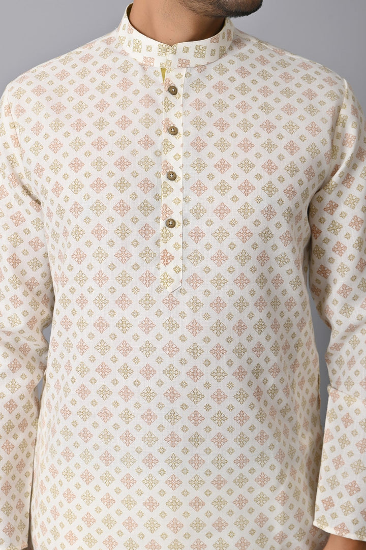 Ethnic Motifs Off White Kurta Set