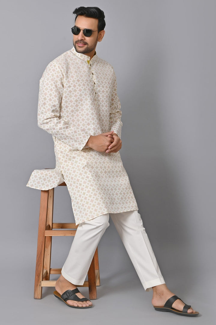 Ethnic Motifs Off White Kurta Set